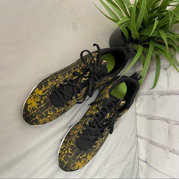 NEW Under Armoir Cleats - Picture 8 of 11